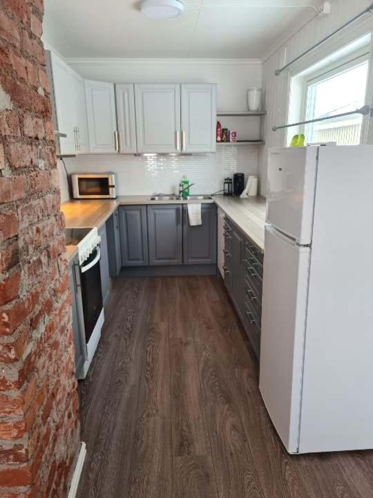 Fjellveien 4 Apartment Vadso Ngoại thất bức ảnh